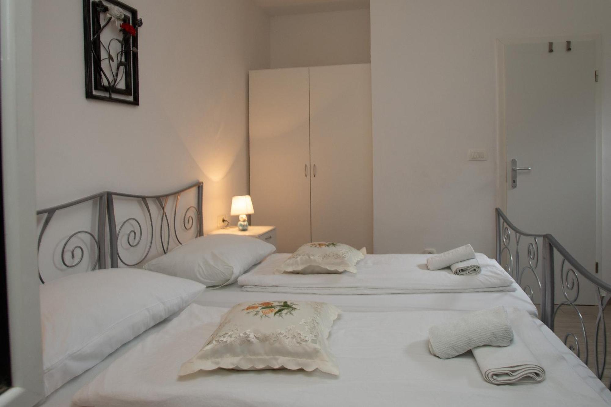 Downtown Spalato Private Rooms 外观 照片